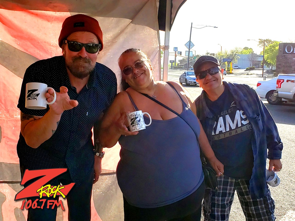Tim Buc Moore with loyal Buc Heads at Betty Cakes & Coffee in Oroville California for Wake the Buc Up on 106.7 Z-Rock April 7th 2022